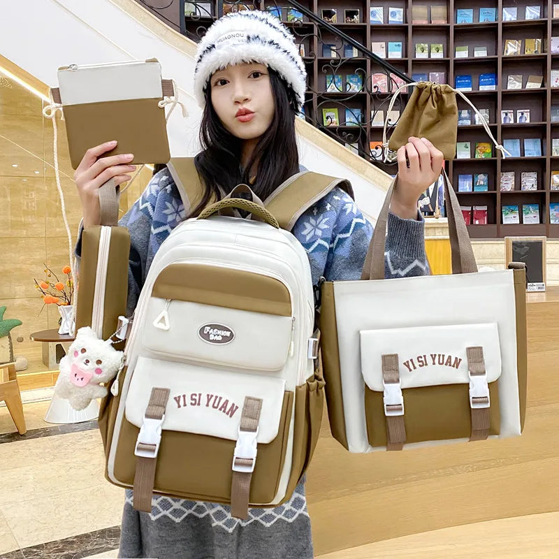 Ensemble sacs streetwear tendance – ado & laptop
