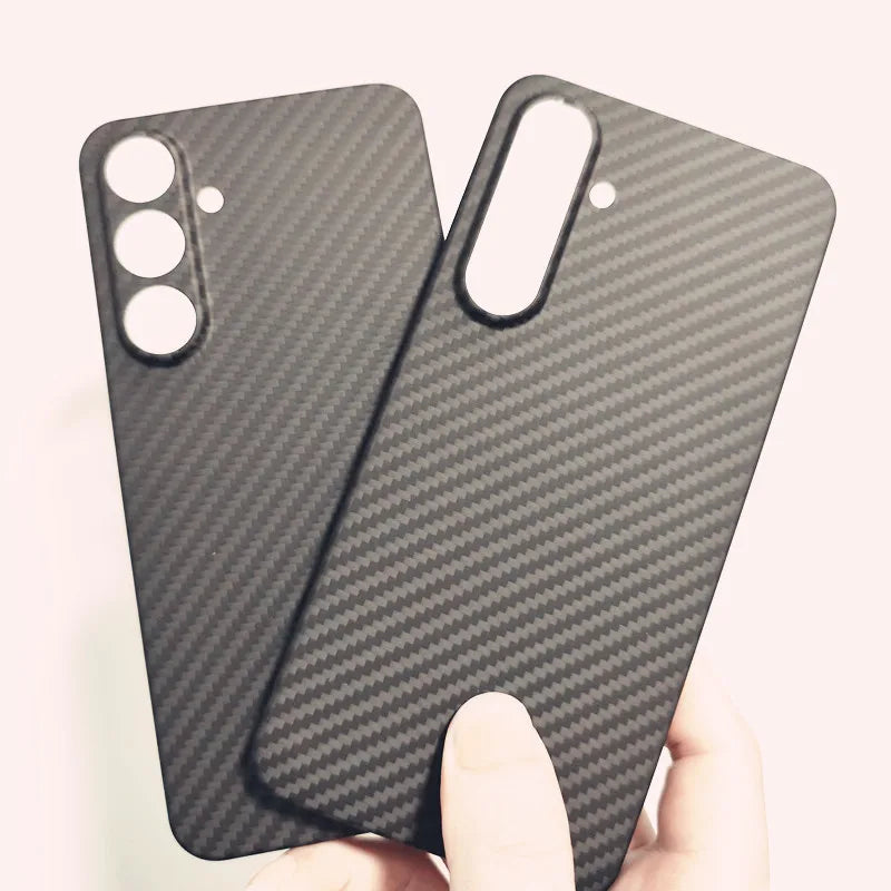 Coque Samsung S23 FE / S24 FE en Fibre de Carbone – Ultra-Fine & Haut de Gamme