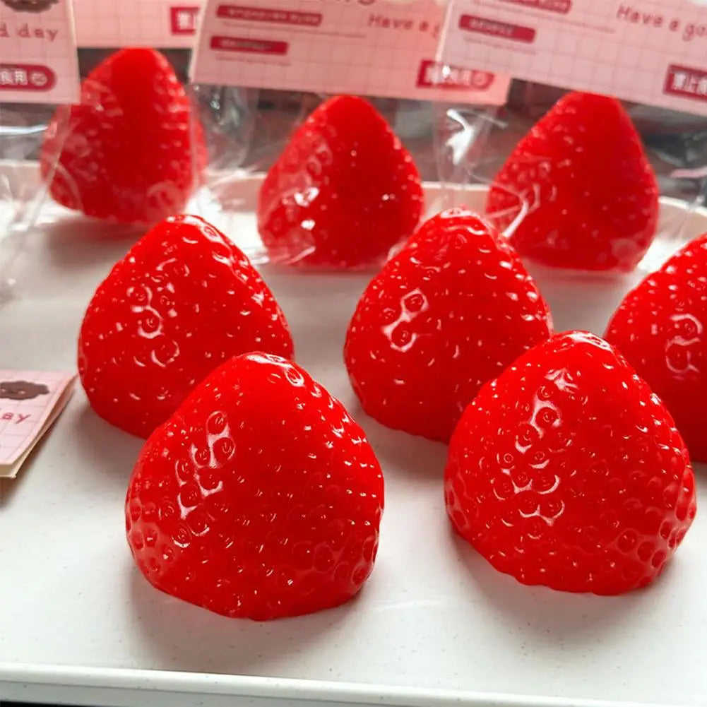 Balle Anti-Stress Fraise – Mignonne & Relaxante