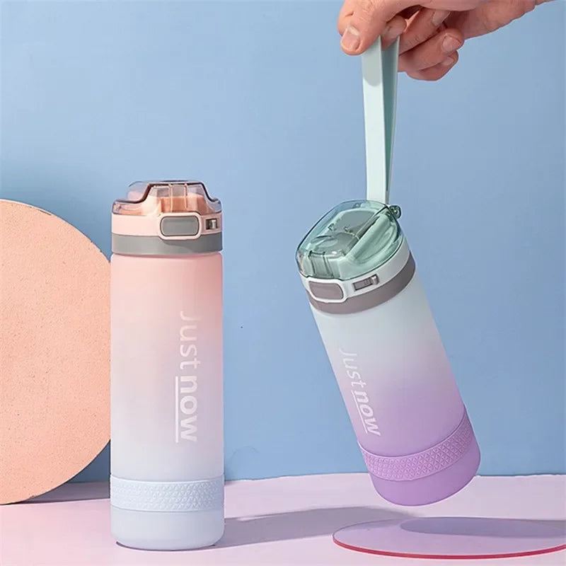 Bouteille ÉcoFlow™ – 600ml avec Paille