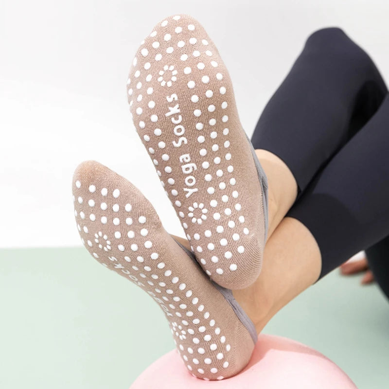 Chaussettes Antidérapantes Femme – Yoga, Pilates & Fitness