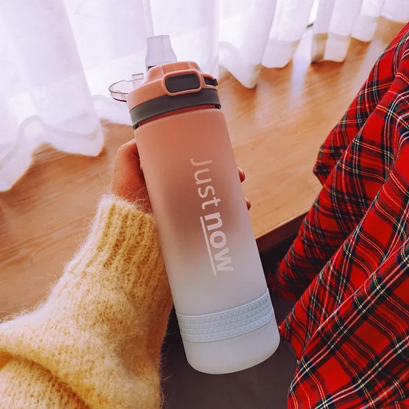 Bouteille ÉcoFlow™ – 600ml avec Paille