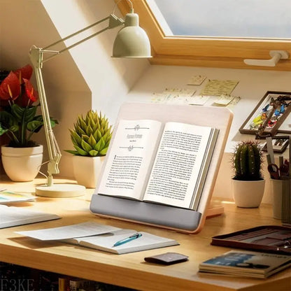 Support PC Portable en Bois – Réglable & Polyvalent